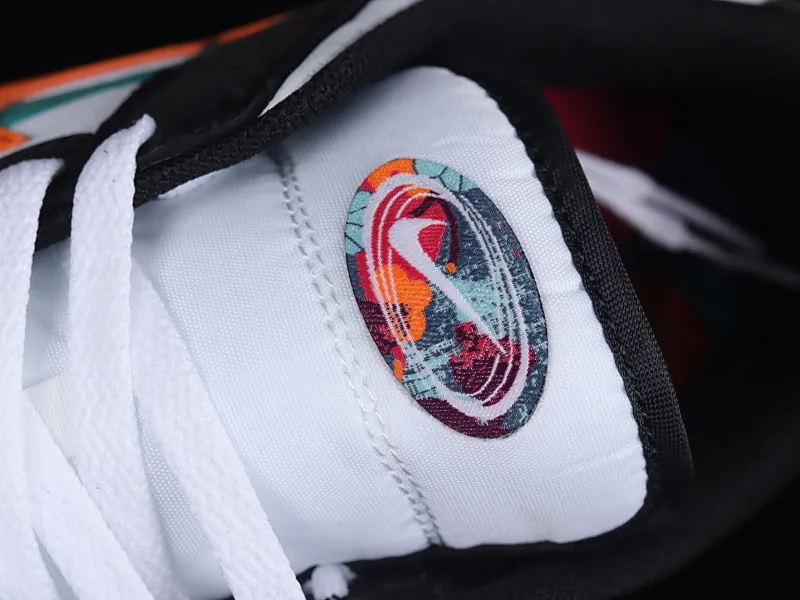 All Categories Nk SB Dunk Series Nk SB Dunk Low Low-top sneakers Cost-effective version Nk Dunk Low "Lunar New Year" SB low-top casual sneakers FD4623-131